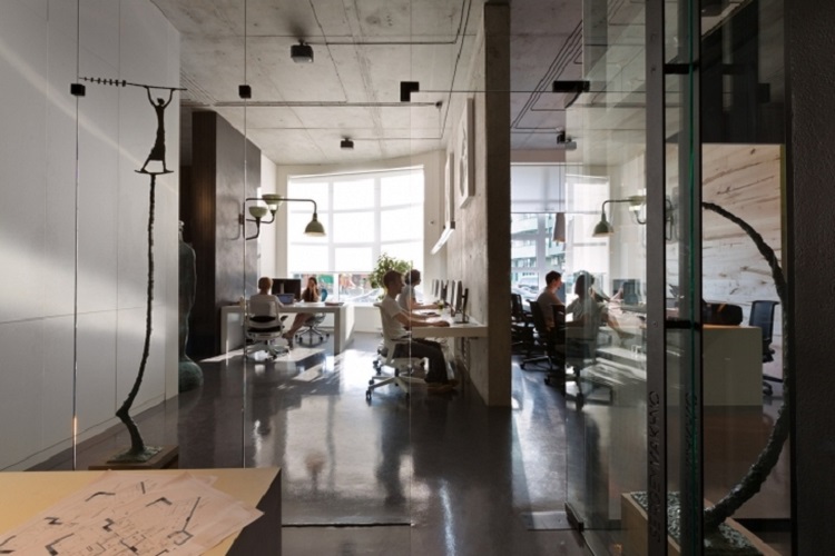 辦公室裝修高空作業(yè)：安全細(xì)節(jié)，不容小覷!